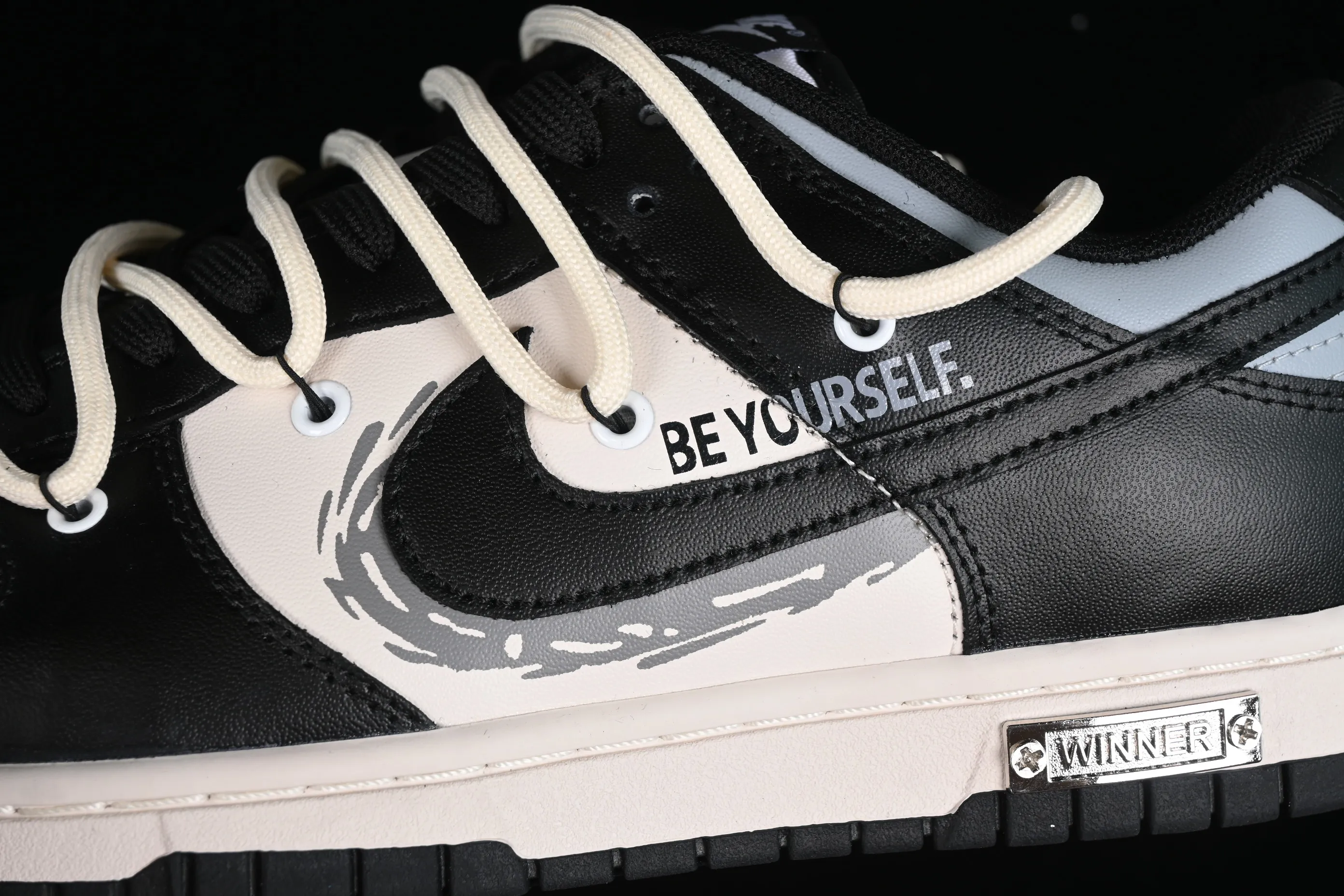All Categories Nk SB Dunk Series Nk SB Dunk Low Low-top sneakers Nk Dunk Low Fast and Furious Distressed Oxidation Metal Punk SB strap low-top casual sneakers DD1391-100